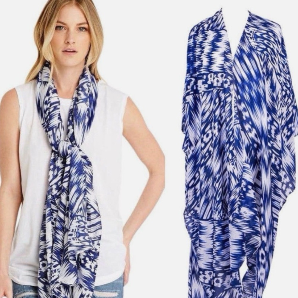 Michael Stars Blue & White Ruana Scarf / Sarong / Swim Cover Up/ Travel Wrap
